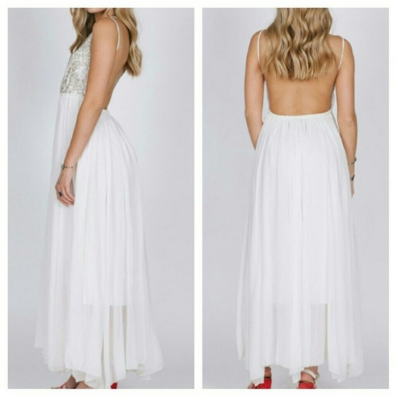 🍒NWT🍒 RAGA BACKLESS MAXI DRESS - Picture 1 of 3
